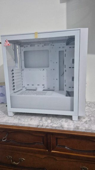 Corsair 3000D RGB Airflow Scatola PC