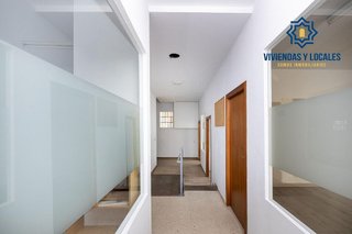 Local comercial en venta en Cervantes en Granada