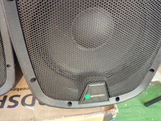 Pareja de altavoces autoamplificados 550W