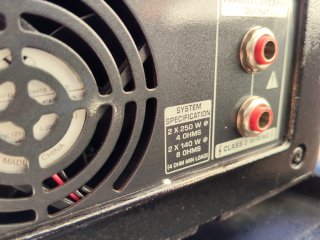 Pareja de altavoces autoamplificados 550W