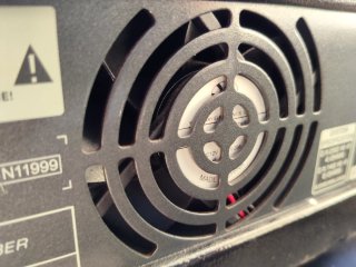 Pareja de altavoces autoamplificados 550W