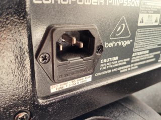 Pareja de altavoces autoamplificados 550W