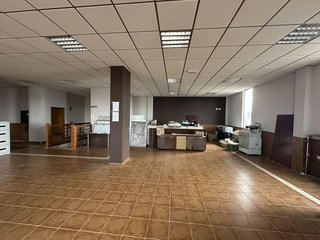 Nave industrial en venta en Hoya del Molino en Lucena
