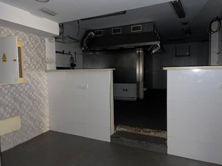 Local comercial en venta en Ciudad Jardín - Tagarete - El Zapillo en Almería
