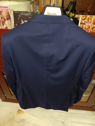 Traje de chaqueta azul hombre.