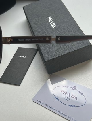 Gafas de sol Prada Marrón y Dorado