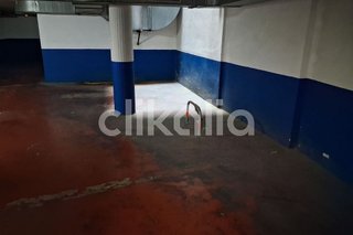 Garaje en venta en Centre en Cornellà de Llobregat