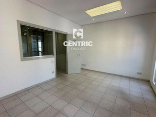 Oficina en alquiler en Centre en Sabadell