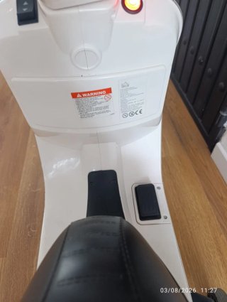 Vespa Eléctrica Infantil