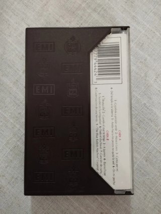 Casete El Último de la Fila - Nuevo Pequeño .....