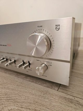 Amplificador Philips 384 Plata