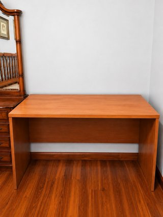 Escritorio madera cerezo