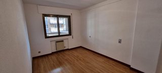 Piso en alquiler en Pº Zorrilla - Cuatro de Marzo en Valladolid