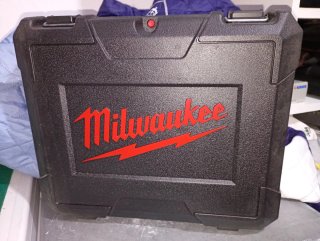 Taladro Percutor Milwaukee M18 CBLPD 5Ah