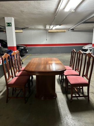 Mesa de comedor y 6 sillas