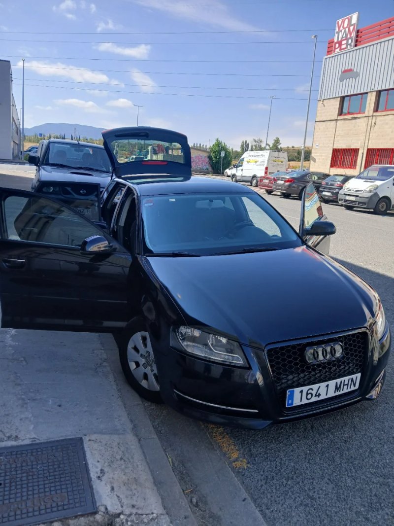 Audi A3 2010 - foto 1