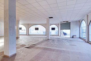 Local comercial en venta en Andújar