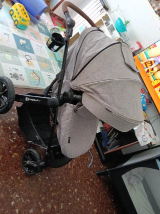 Carrito de bebé gris Kinderkraft