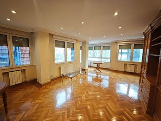 Piso en venta en Numancia - San Fernando en Santander