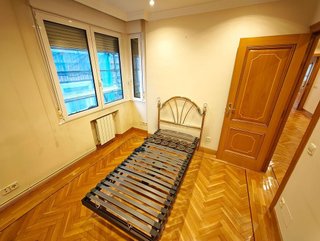 Piso en venta en Numancia - San Fernando en Santander