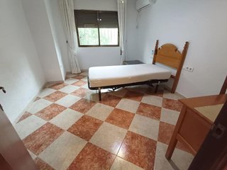 Piso en venta en Santa Rosa - Valdeolleros en Córdoba