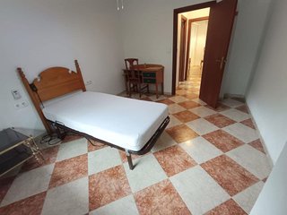 Piso en venta en Santa Rosa - Valdeolleros en Córdoba