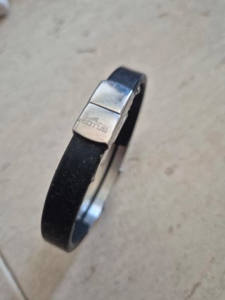 Pulsera Lotus Negra y Plateada para hombre