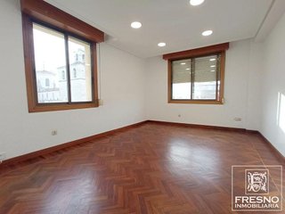 Oficina en alquiler en Centro - Ayuntamiento en Santander
