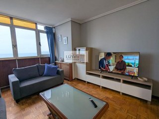 Piso en alquiler en Centro en Gijón