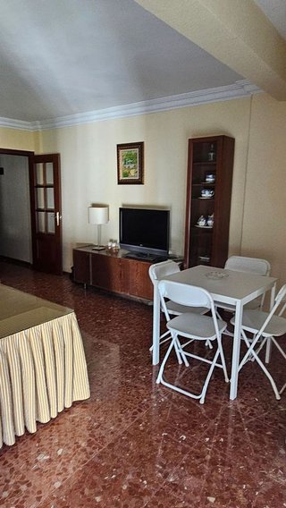 Piso en alquiler en Cruz Roja en Sevilla