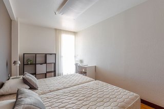 Piso en alquiler en Ermitagaña - Mendebaldea en Pamplona