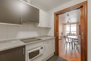 Piso en alquiler en Ermitagaña - Mendebaldea en Pamplona