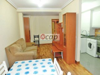 Piso en alquiler en El Llano en Gijón