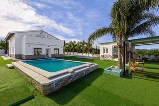 Chalet en venta en El Cigarral - Dehesa - Borrajo en Alhaurín el Grande