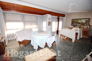 Chalet en venta en Piscinas en Villarreal