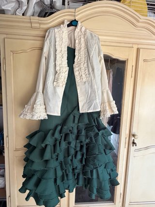 Falda flamenca verde volantes