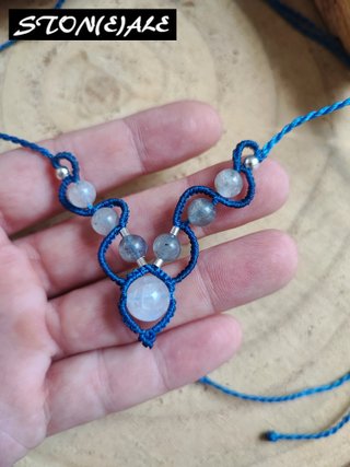 Girocollo macramè con labradorite