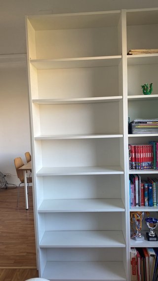 Librería Billy IKEA con altillo