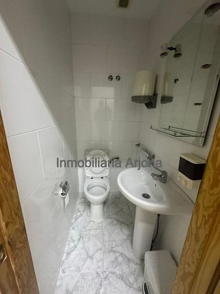 Local comercial en venta en Poleares en Lucena