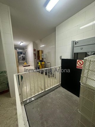 Local comercial en venta en Poleares en Lucena