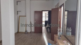 Local comercial en venta en Poleares en Lucena