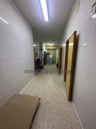 Local comercial en venta en Poleares en Lucena