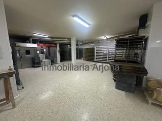 Local comercial en venta en Poleares en Lucena