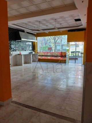 Local comercial en venta en San Pedro de Deusto-La Ribera en Bilbao