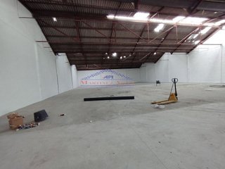 Nave industrial en venta en Renfe - Bulevar 1º y 2º Fase en Jaén