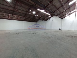 Nave industrial en venta en Renfe - Bulevar 1º y 2º Fase en Jaén