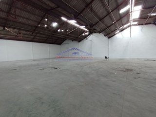 Nave industrial en venta en Renfe - Bulevar 1º y 2º Fase en Jaén