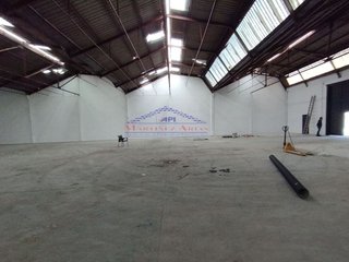 Nave industrial en venta en Renfe - Bulevar 1º y 2º Fase en Jaén