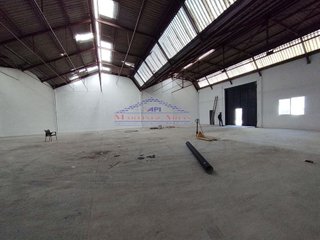 Nave industrial en venta en Renfe - Bulevar 1º y 2º Fase en Jaén