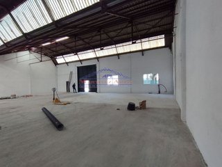 Nave industrial en venta en Renfe - Bulevar 1º y 2º Fase en Jaén